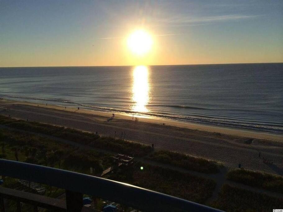 Oceanfront Bliss, Amazing Views! 1235B Apartment Миртъл Бийч Екстериор снимка