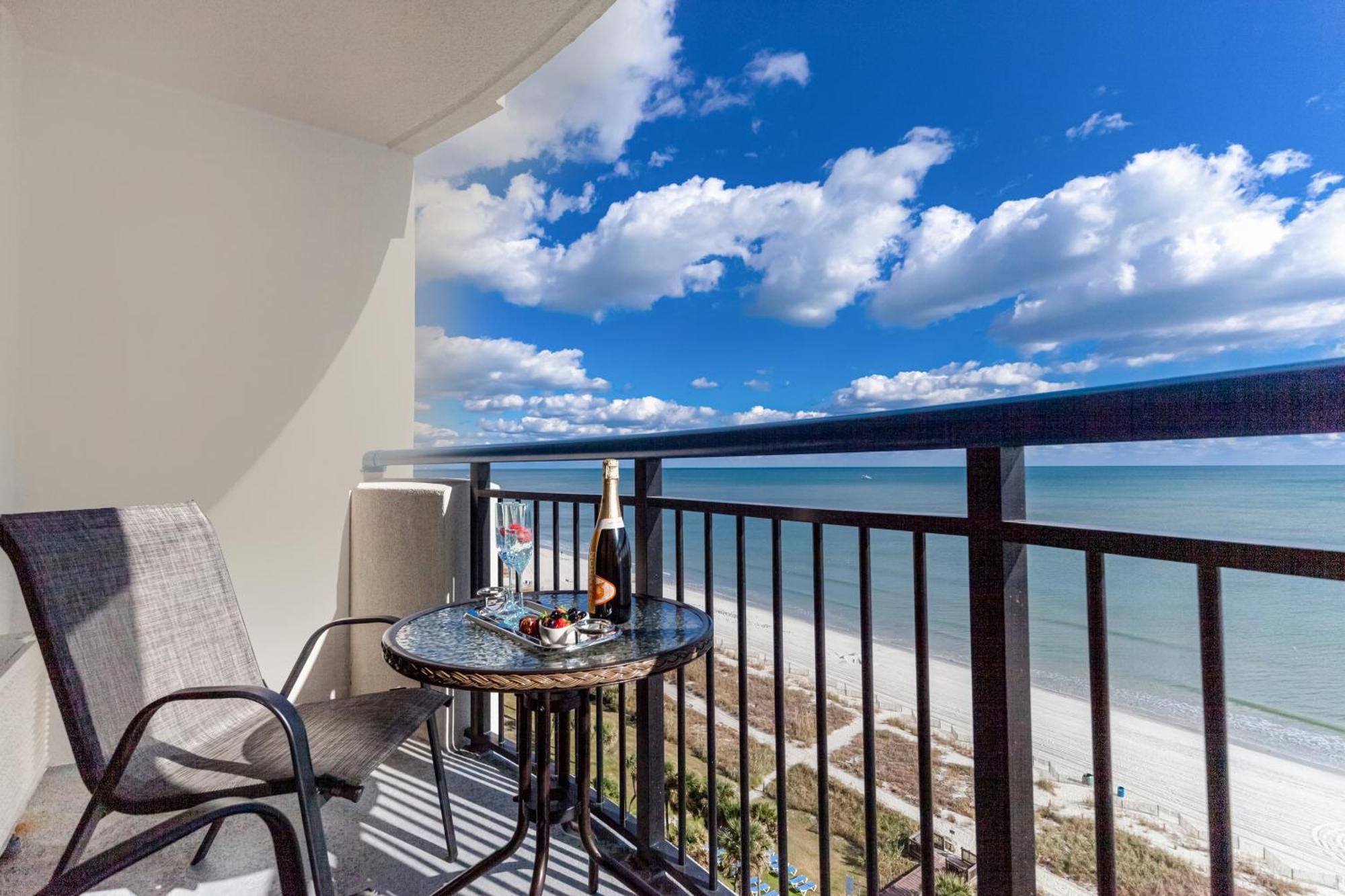 Oceanfront Bliss, Amazing Views! 1235B Apartment Миртъл Бийч Екстериор снимка