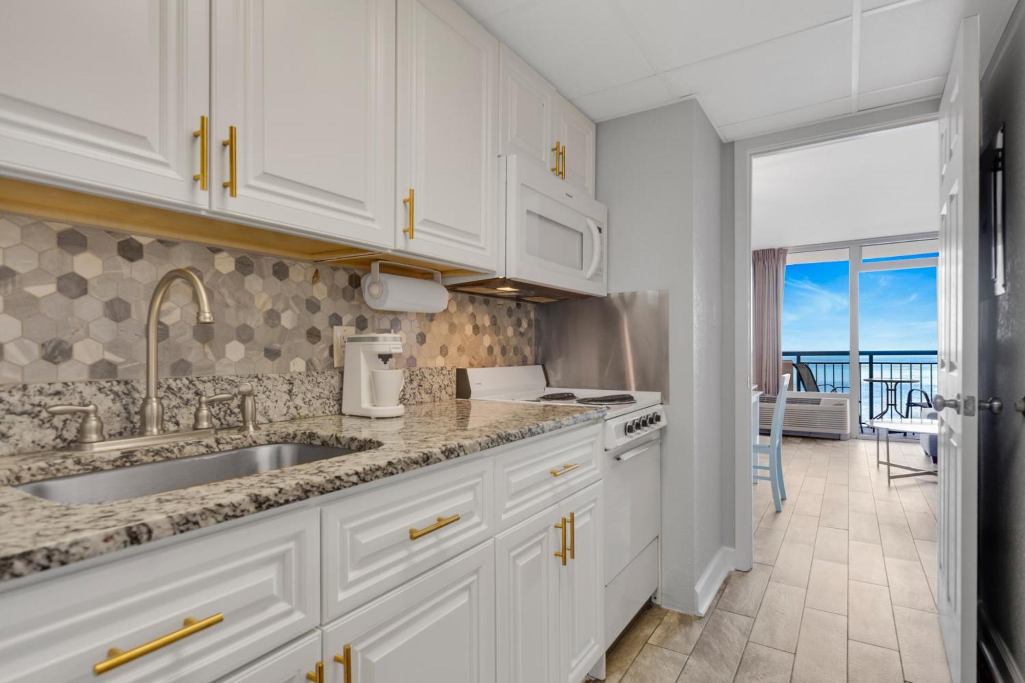 Oceanfront Bliss, Amazing Views! 1235B Apartment Миртъл Бийч Екстериор снимка